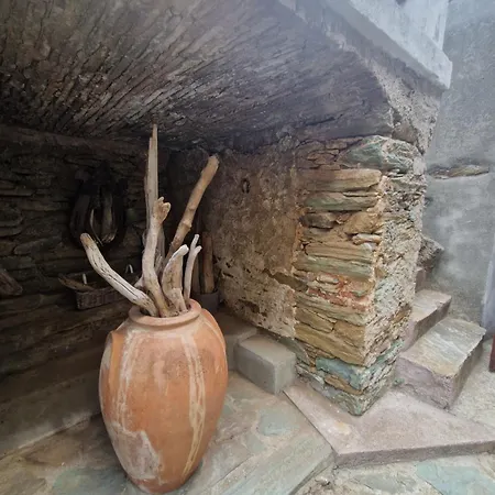 Ferienhaus Maison Authentique Au Coeur Du Village De