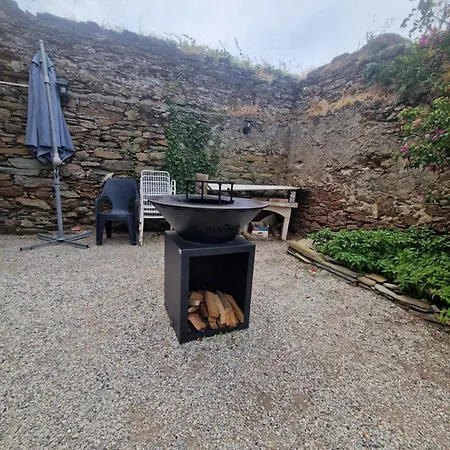 Maison Authentique Au Coeur Du Village De Meria