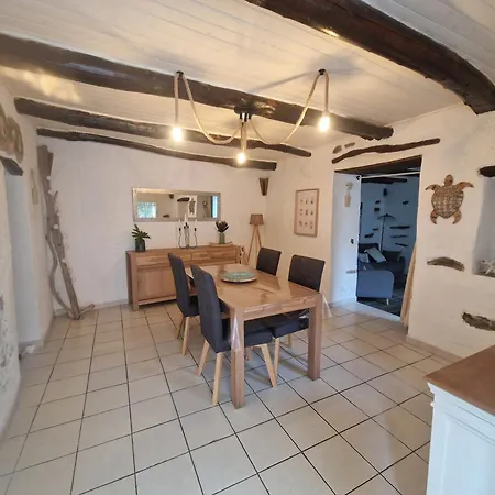 Maison Authentique Au Coeur Du Village De Meria