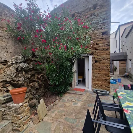 Maison Authentique Au Cœur Du Village De Méria * Meria