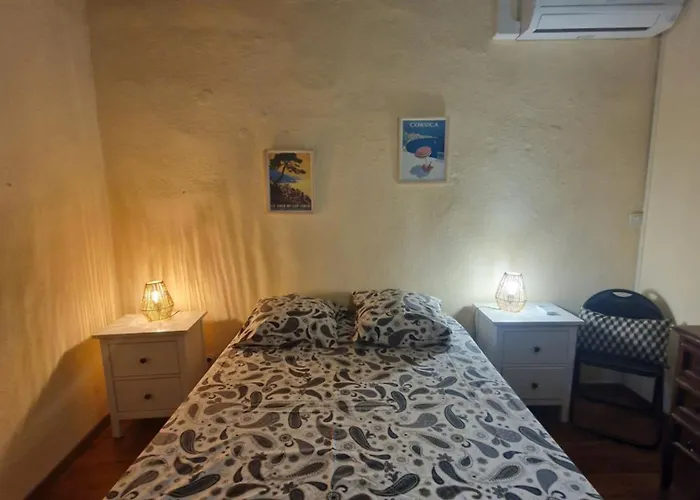 Maison Authentique Au Cœur Du Village De Méria * Meria