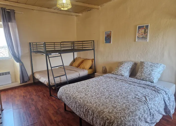 Prázdninový dům Maison Authentique Au Coeur Du Village De